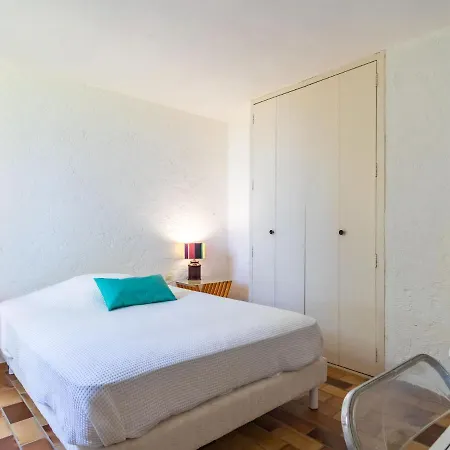 Casa de Férias Village Les Fourches By Interhome La Favière